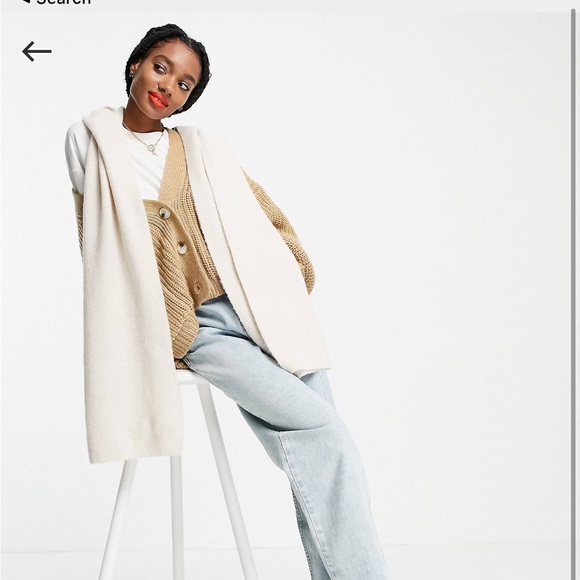 Asos beige scarf - Picture 3 of 3